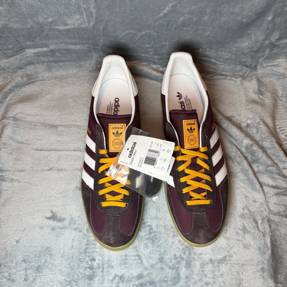 Adidas Men's Gazelle Indoor Maroon and Gold Sneakers NWT